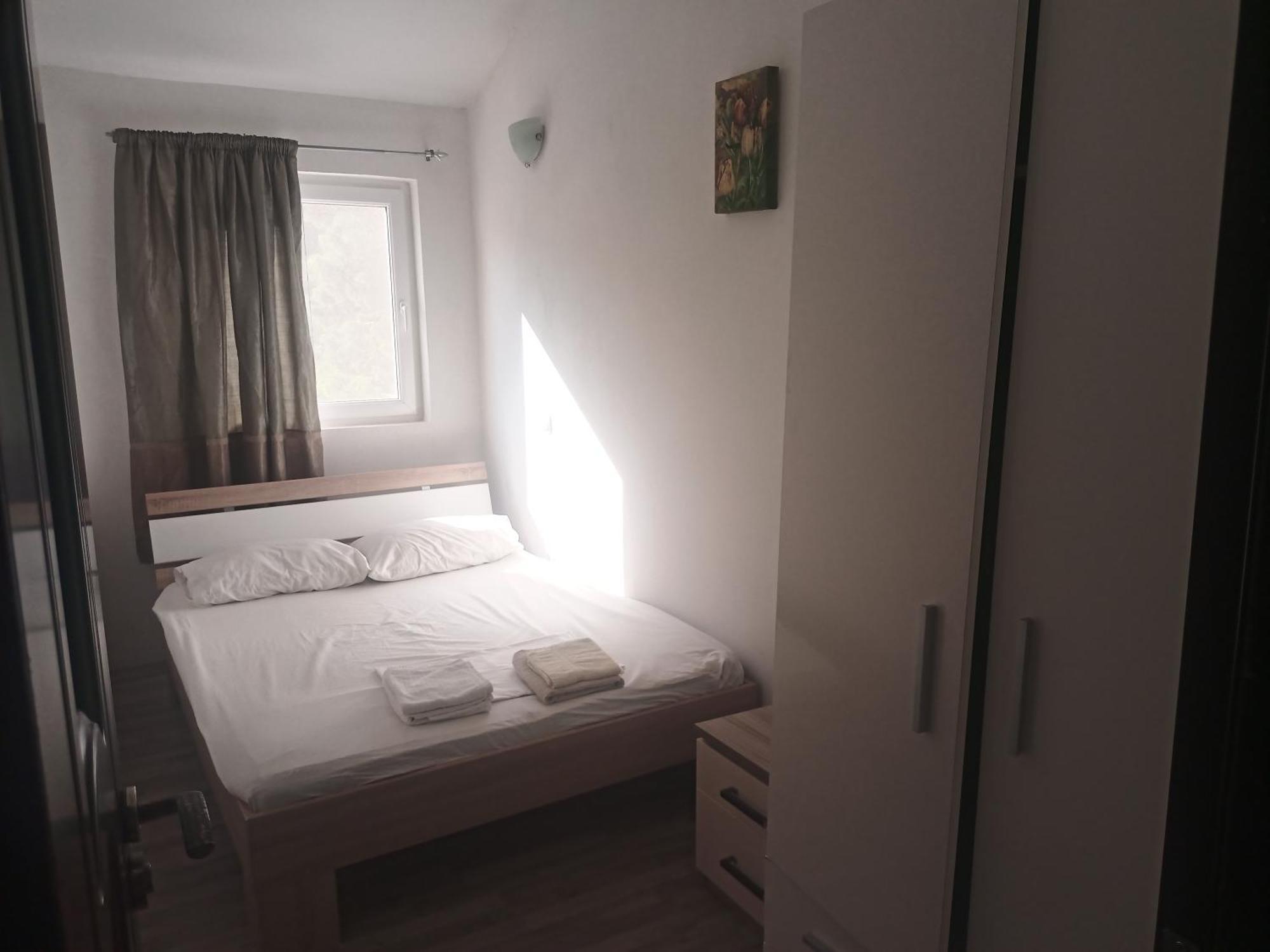 Apartments And Rooms Camelia Premantura Room photo