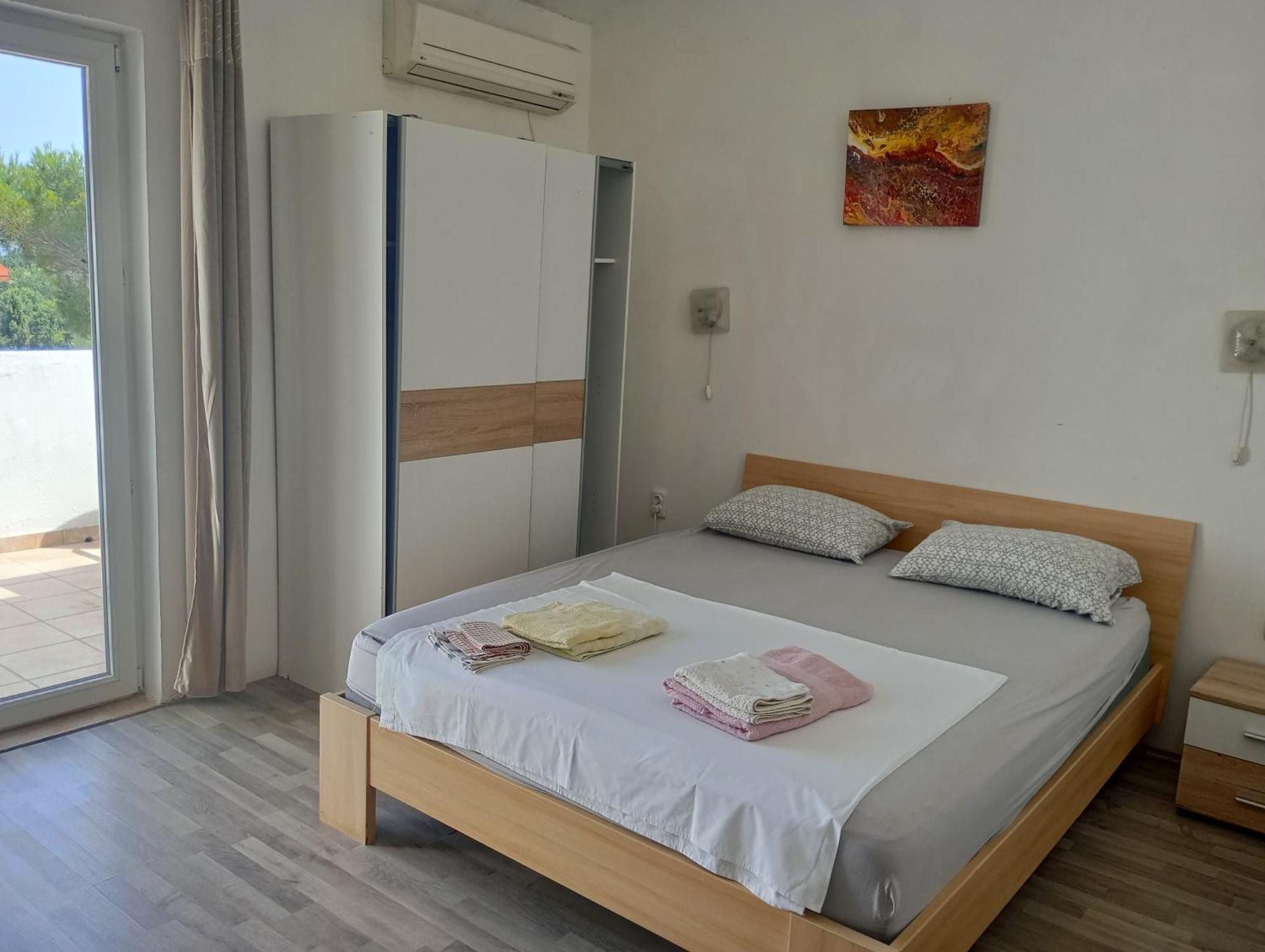 Apartments And Rooms Camelia Premantura Exterior photo
